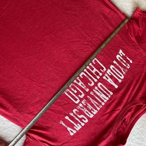 Loyola University Chicago Red T-Shirt - Picture 4 of 6